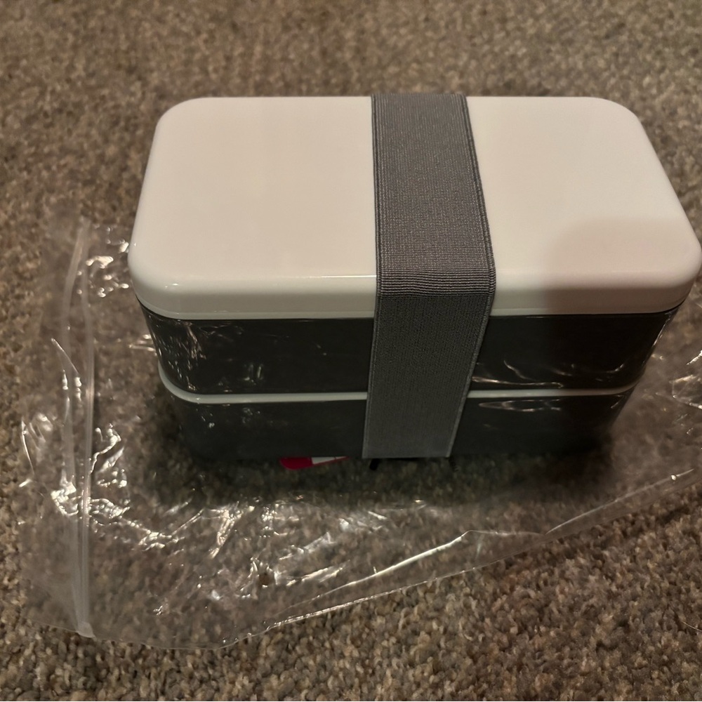 Thirty one Gray and White Bento Box